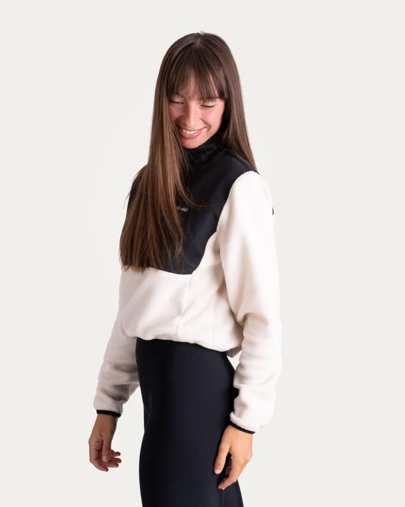Cropnutá mikina Sherpa – Ivory